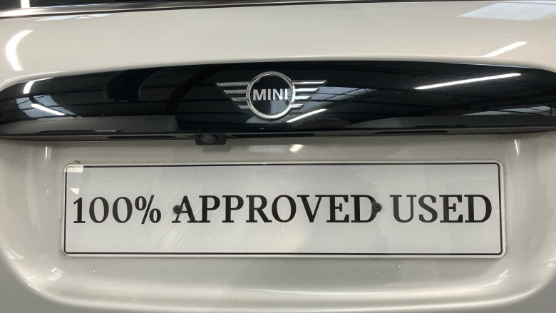 MINI Hatchback 135kW Cooper S Level 2 33kWh 3dr Auto Electric Hatchback